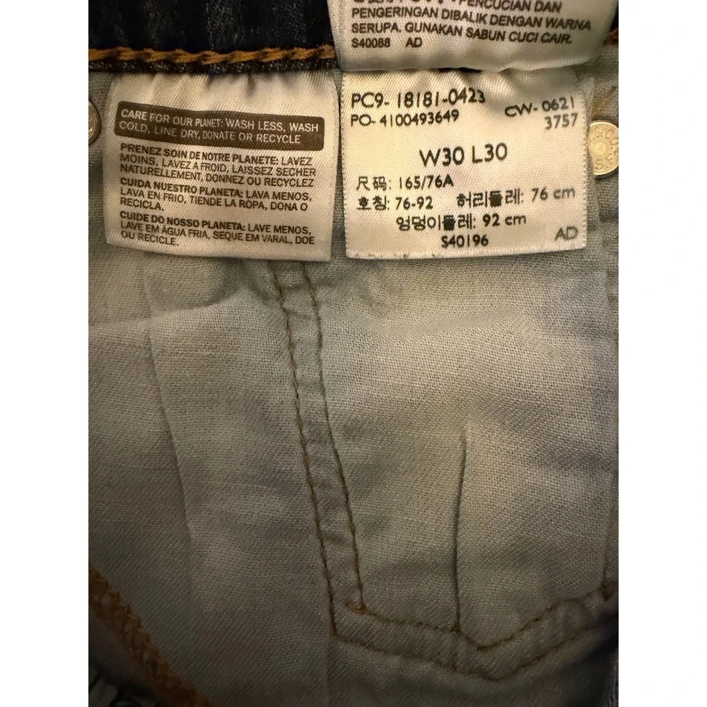 Levis levi 541